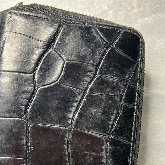 Coach Madison Black Embossed Croc zip around accordion wallet. - Picture 10 of 10